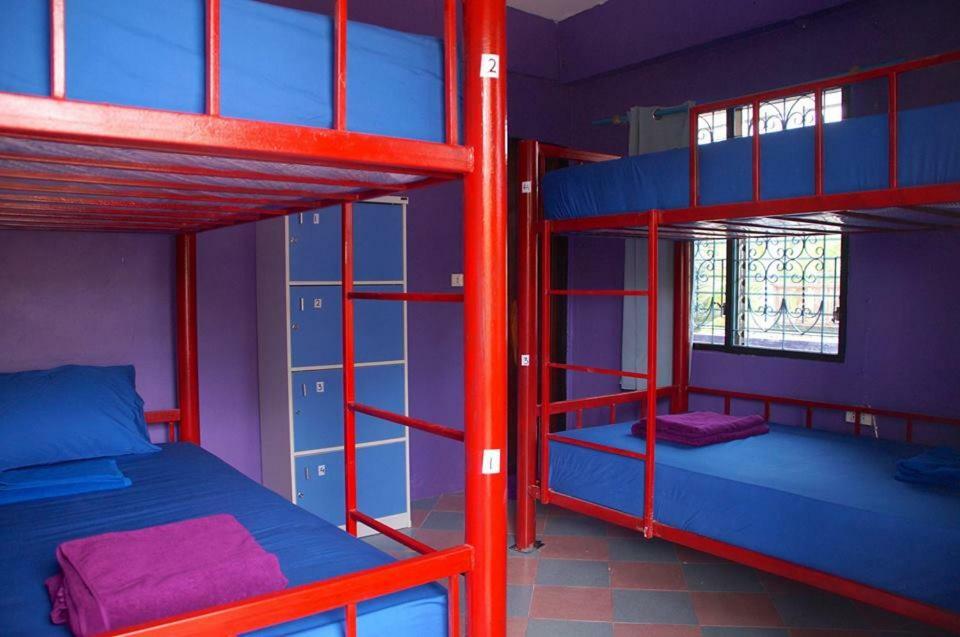 Above & Beyond Hostel Ban Tai Exterior foto